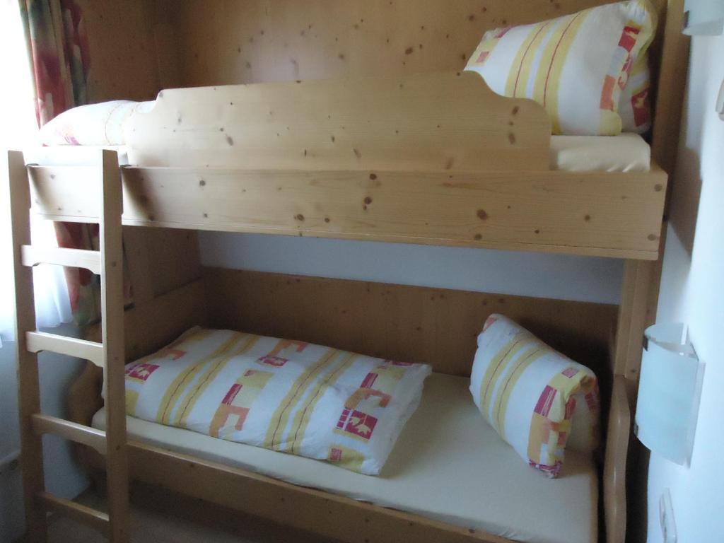 Hotel Dorfgasthof Schloesslstube Stuhlfelden Bilik gambar