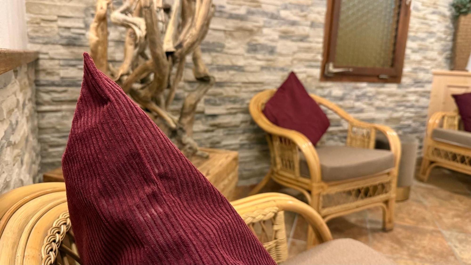Hotel Dorfgasthof Schloesslstube Stuhlfelden Luaran gambar