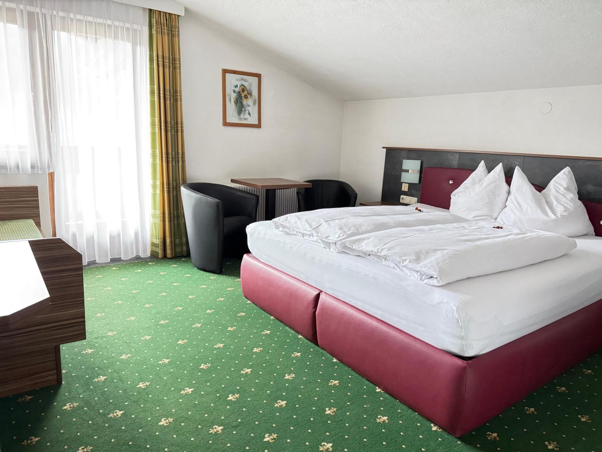 Hotel Dorfgasthof Schloesslstube Stuhlfelden Luaran gambar